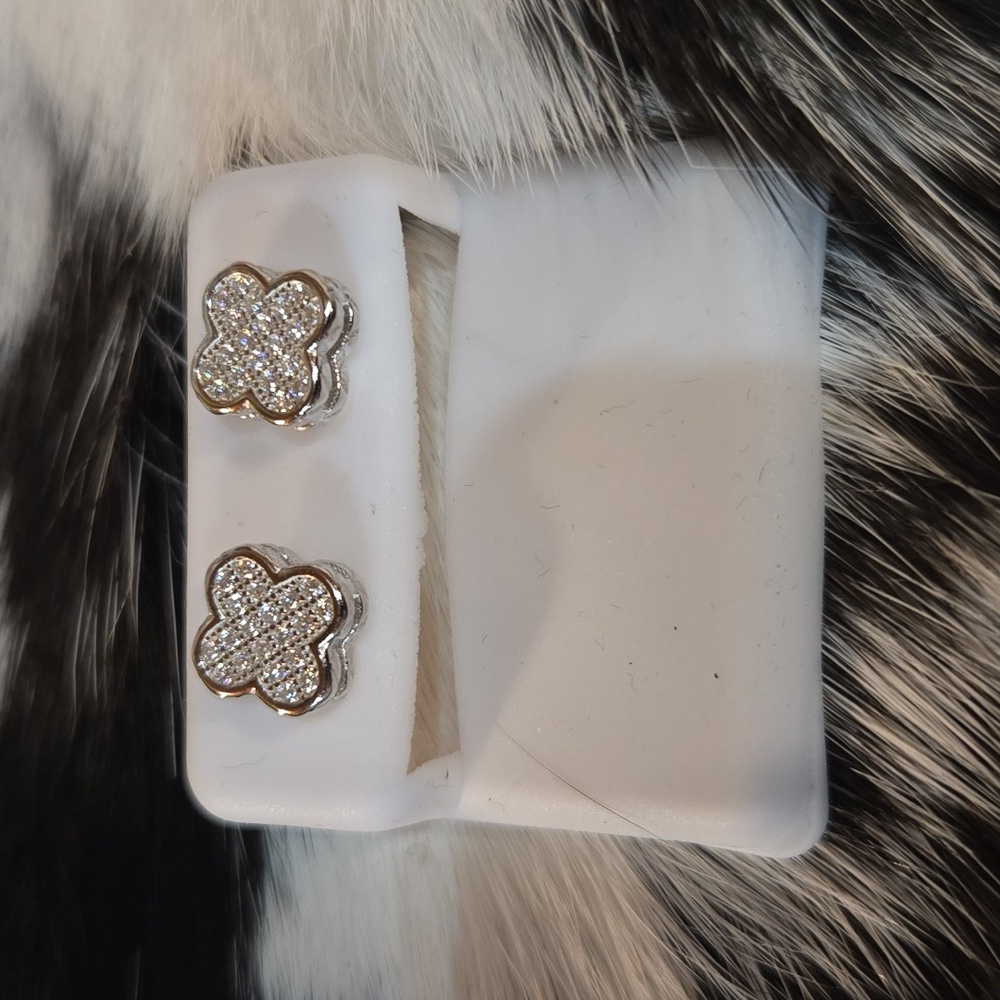 Moissonite  Sterling Silver 925 Stud Earrings